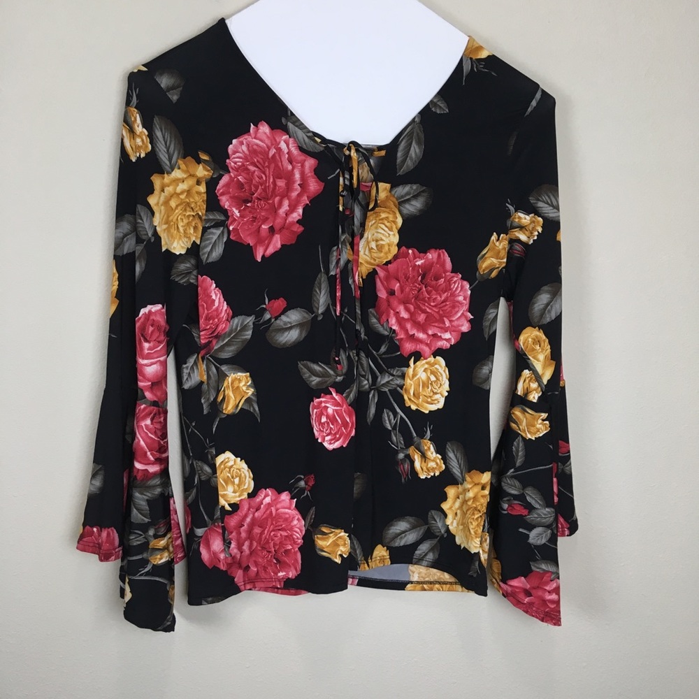 Whisper black rose lace front tunic, Size 3X
